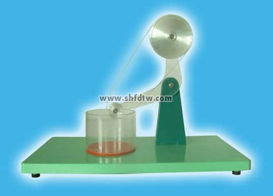 熱能發(fā)動(dòng)機(jī)演示儀（教育部教學(xué)研究所鑒定）